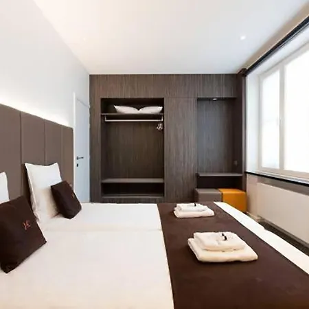 Szálloda Hotel Central 2*